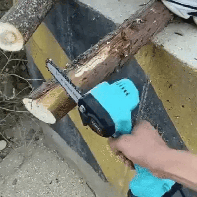 PROMO: Mini Fierastrau Electric Cu  2x Acumulatori 48V,, 2 x lant, 1 x Lama 6 Inch